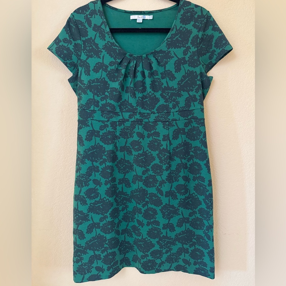 Boden Green and Black Floral Short Sleeve Dress Size 10P